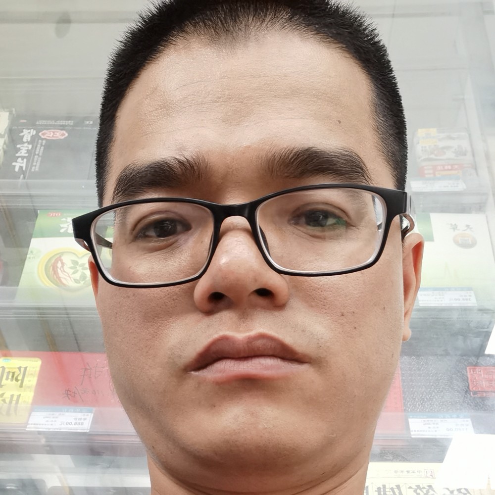 白开水相许酷酷的照片