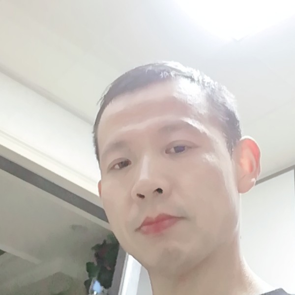 夕阳回眸魁梧辉的照片