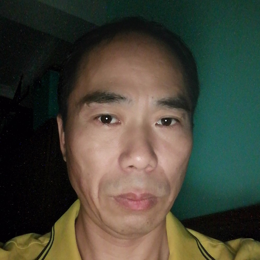 聪慧泪了路人的照片