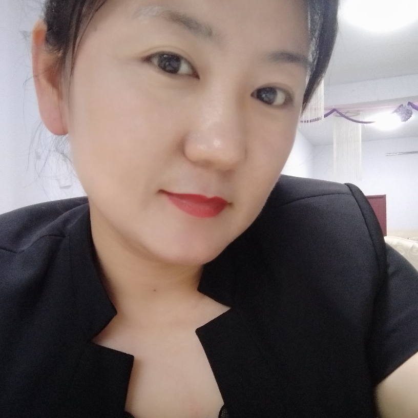开放浅吻樱桃的照片