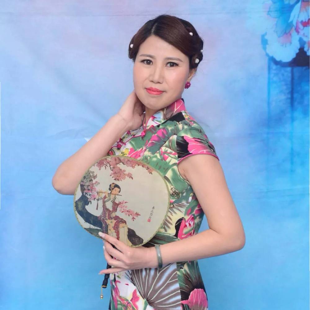 冰莹水蜜桃的照片