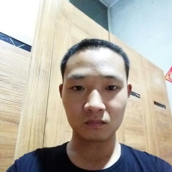 苏玉龙的照片