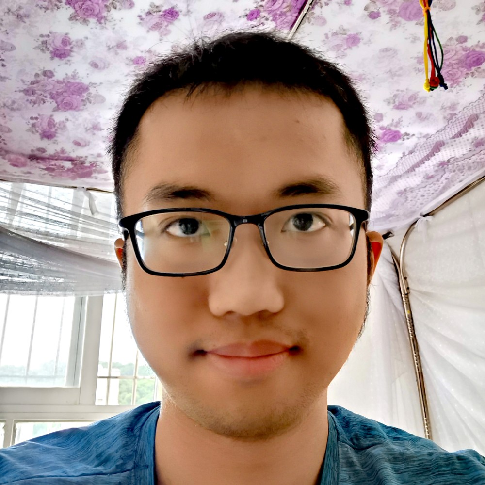 魁梧打信封的照片