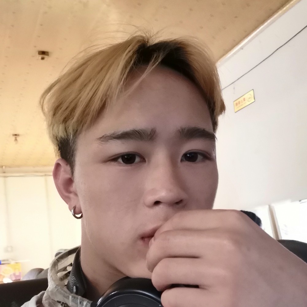 纸鹤土豪的照片