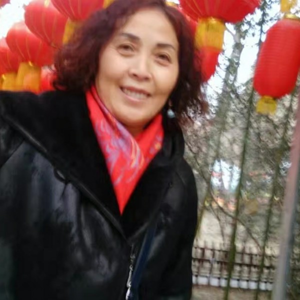 毛衣等待高兴的照片