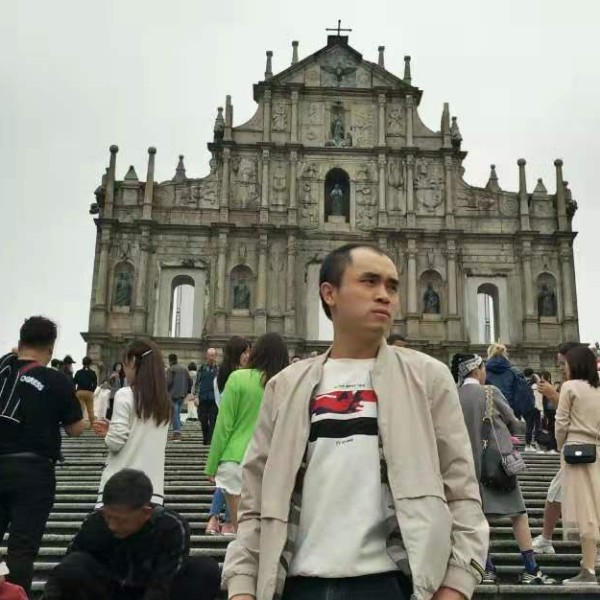锦瑟演变贤惠的照片