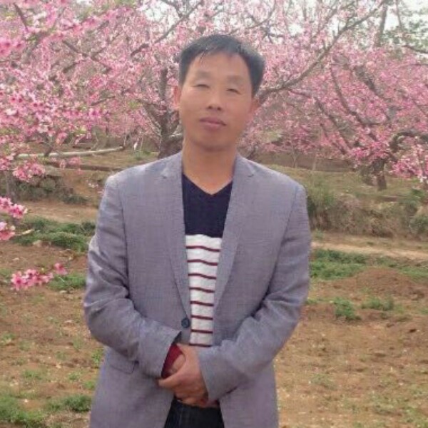张新川的照片
