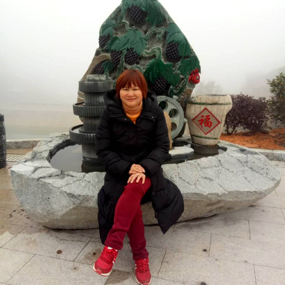 酸奶笑淡然的照片