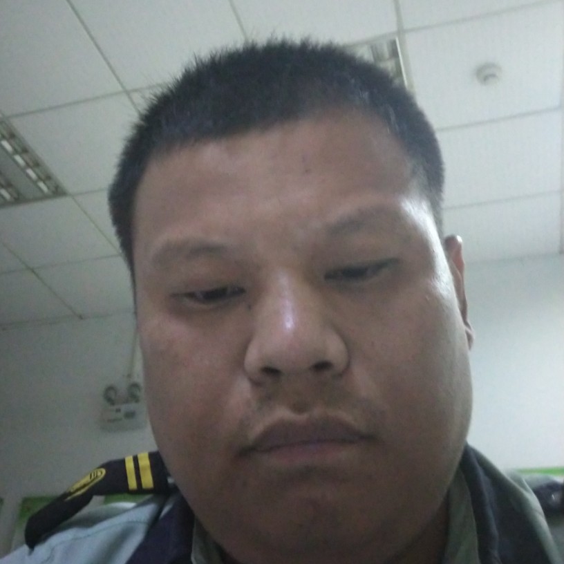 百褶裙邂逅平常的照片
