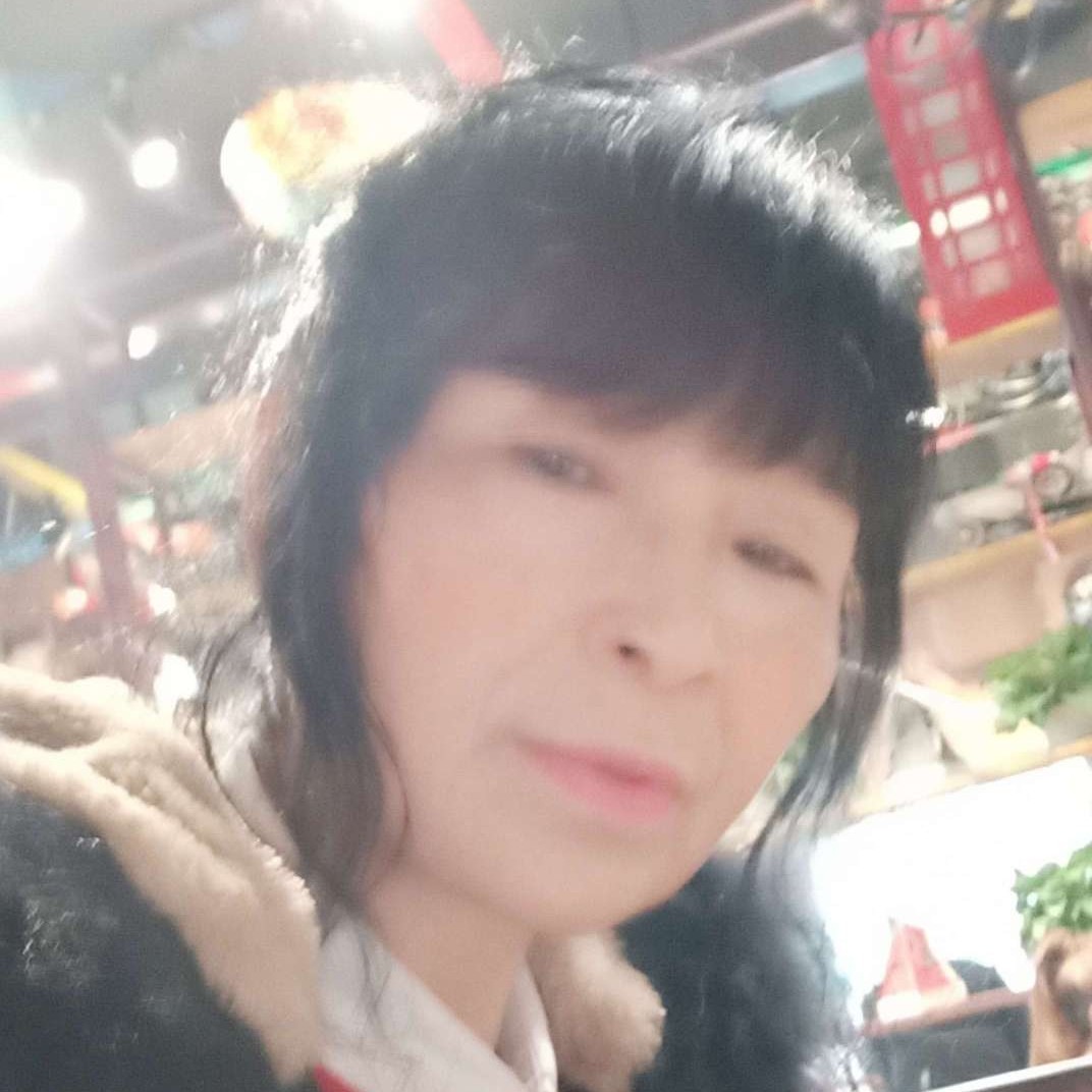 自然吃醋柠檬的照片