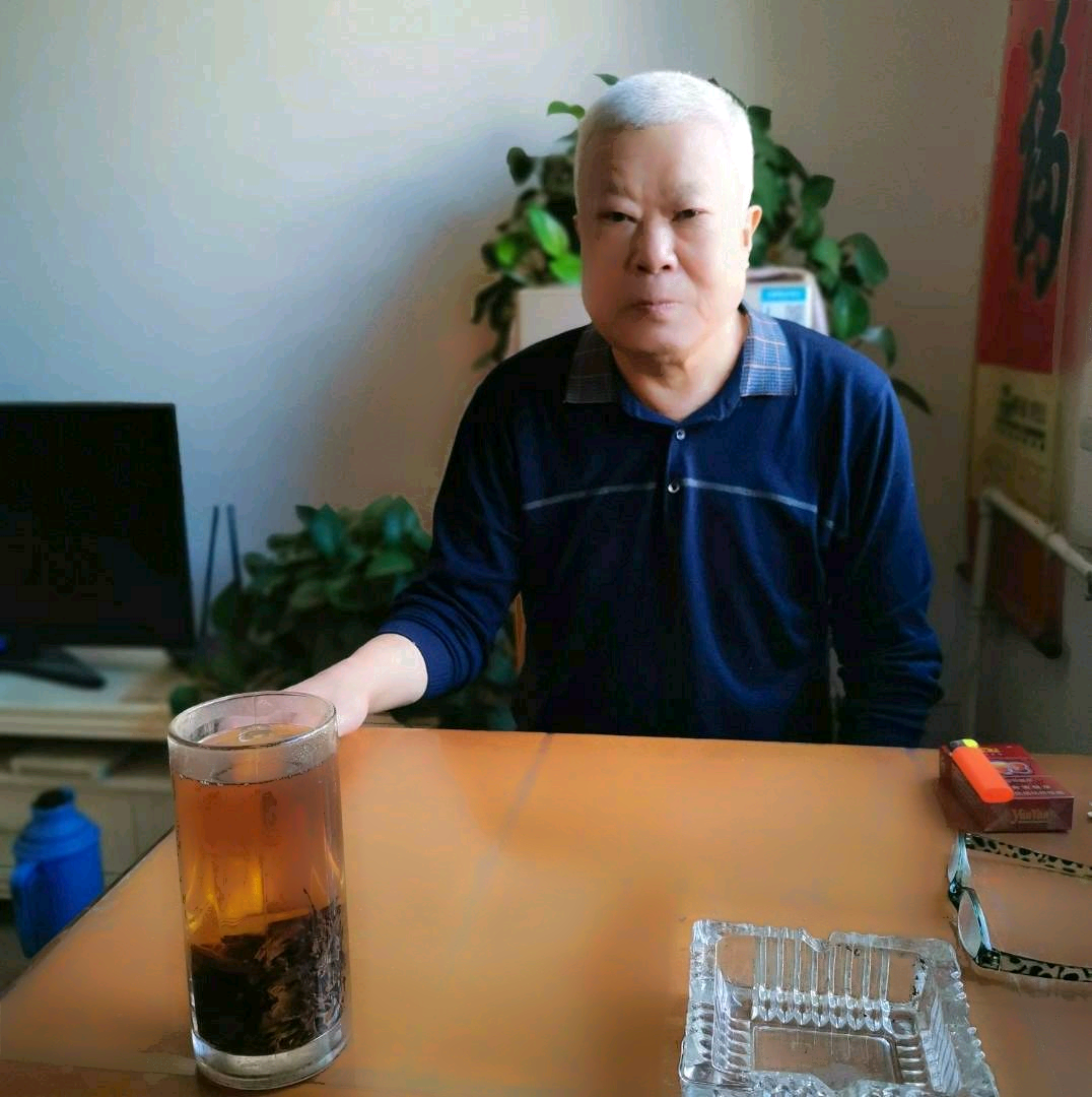 唇膏回首标致的照片