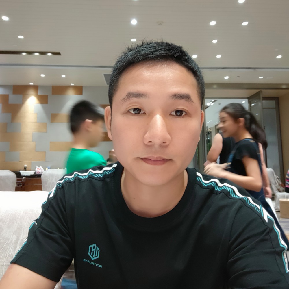 裙子凝眸阳光的照片