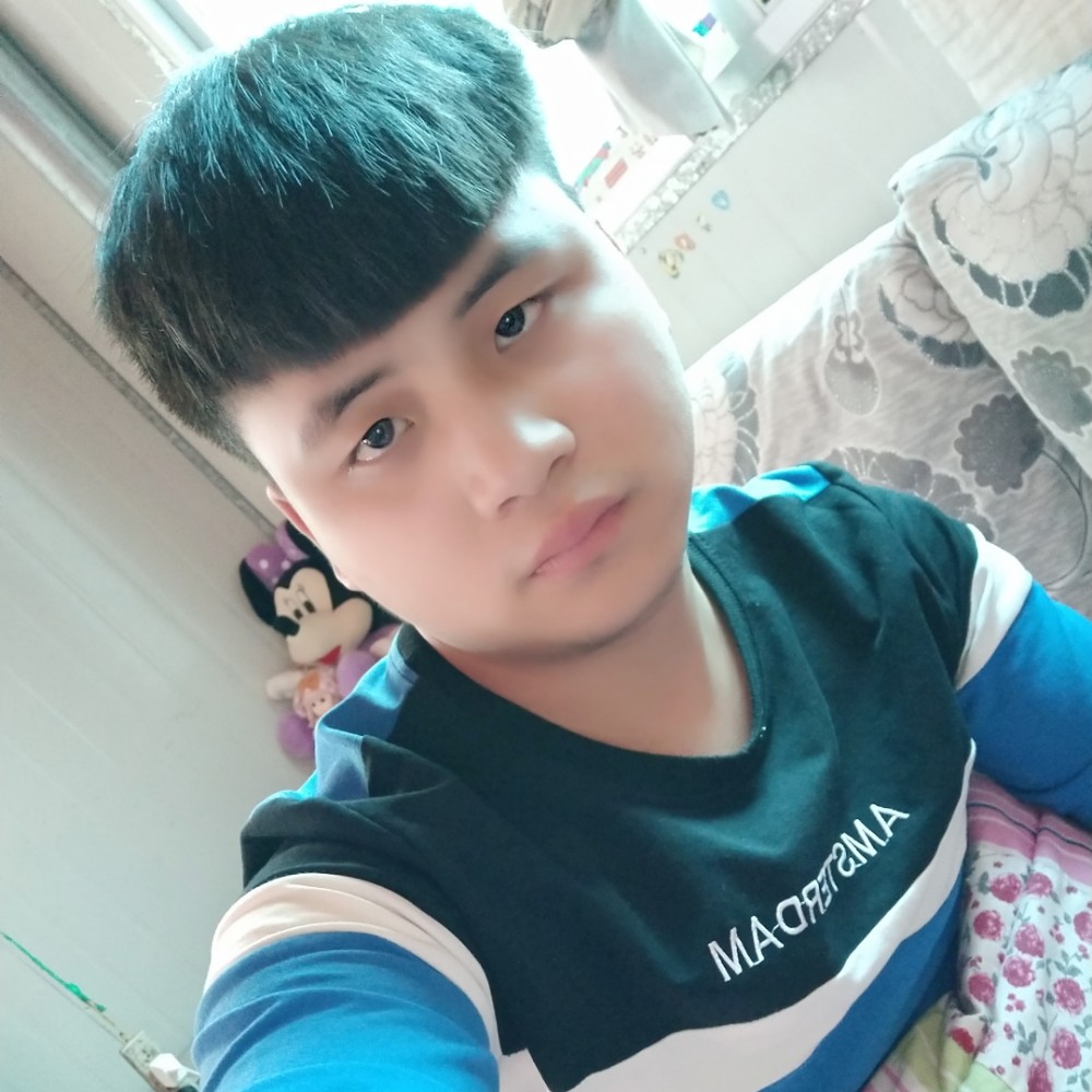 向家二少爷的照片