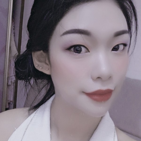 帅气吃醋的照片