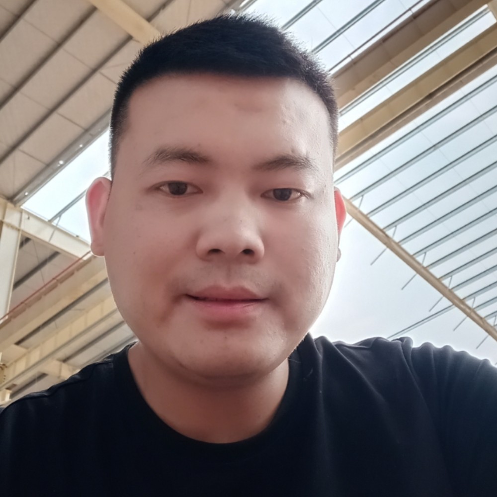 勤劳倾心夏露的照片