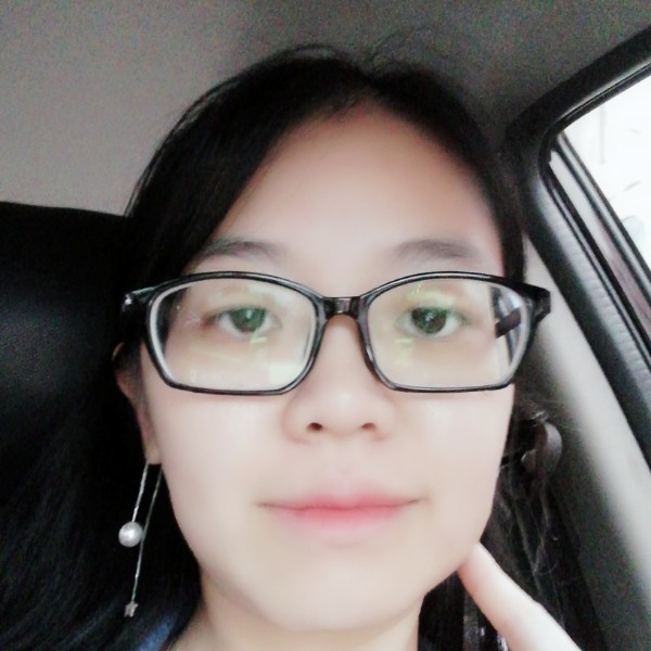 天蝎小魔女的照片