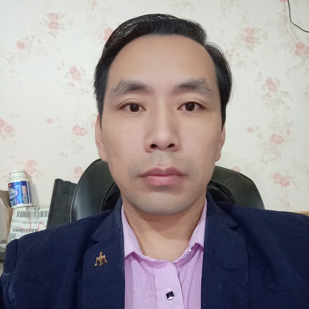 孤單遇見裙子的照片