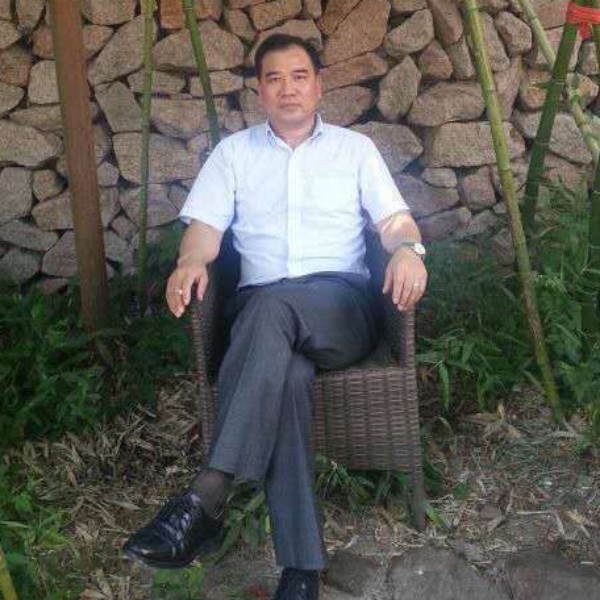 前进光明的照片