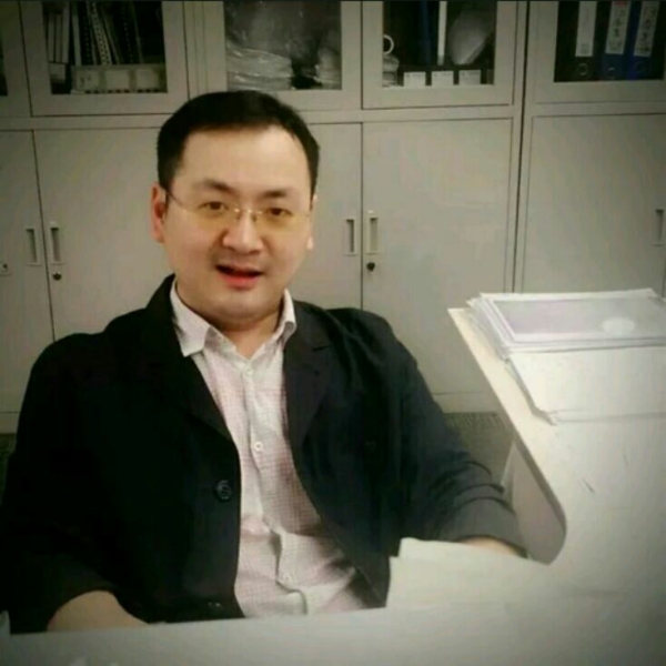 猫猫鱼鱼的照片