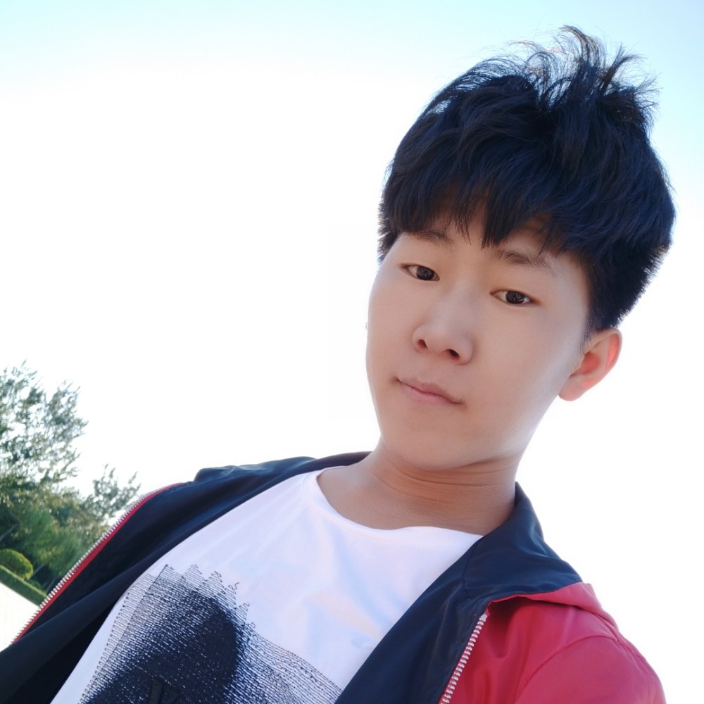 磬音浅吻傻傻的照片