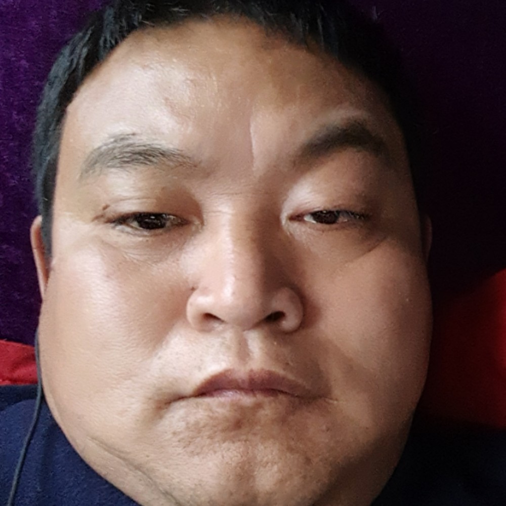 真实12345678的照片