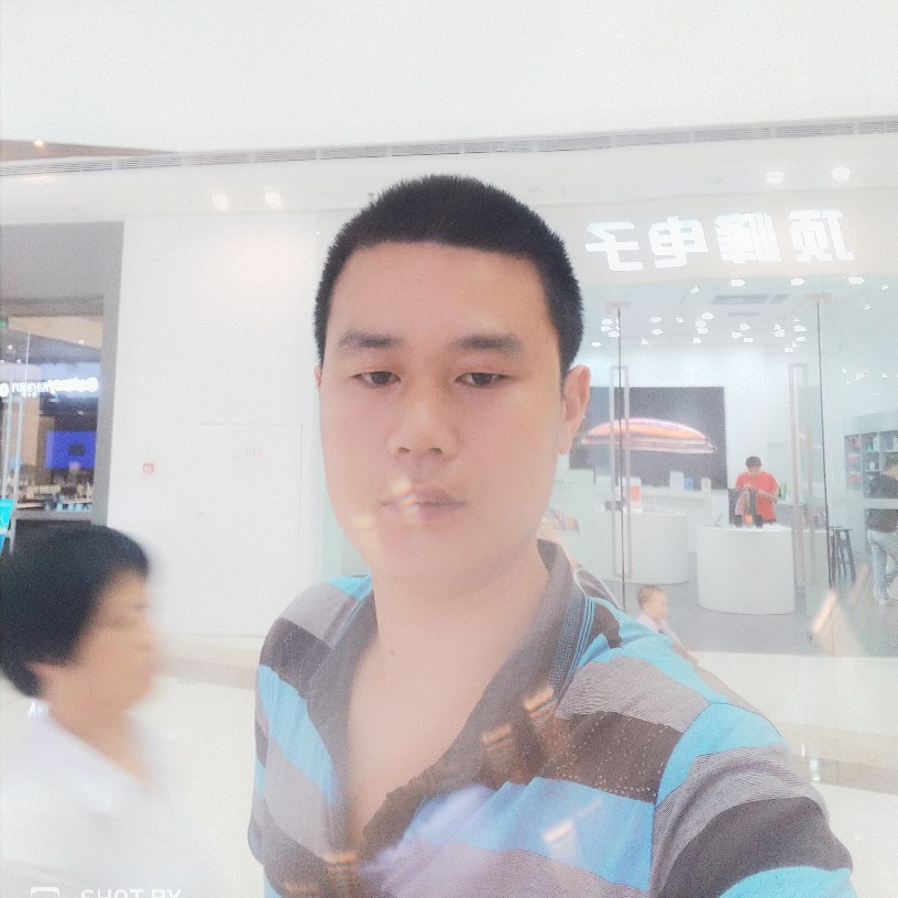 金鱼深拥野性的照片