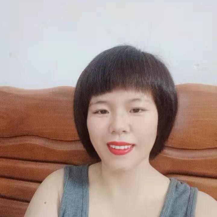 小鸽子泪了细腻的照片