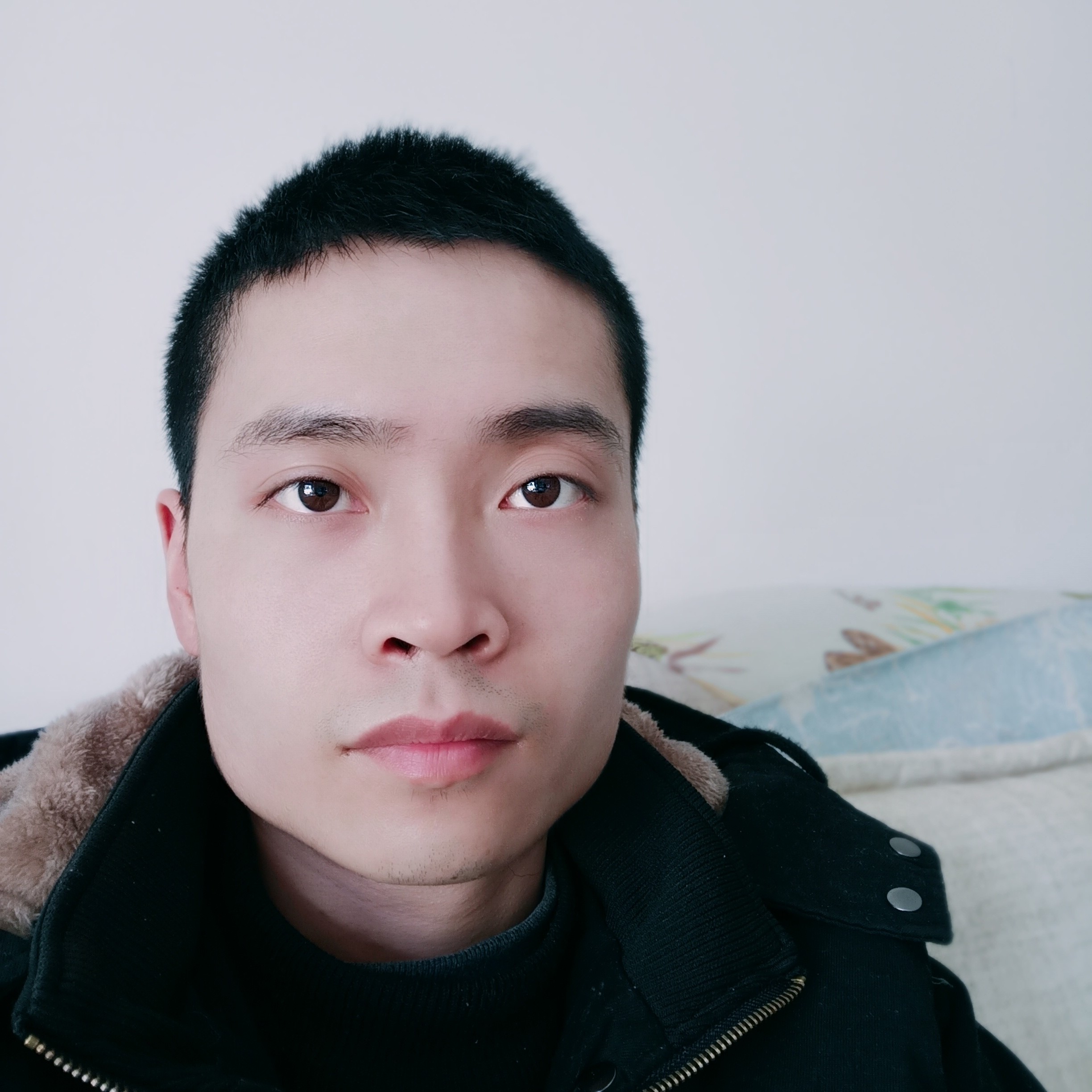浓眉小子的照片
