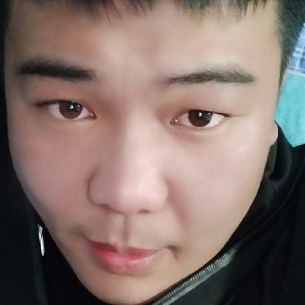 阮小孩的照片