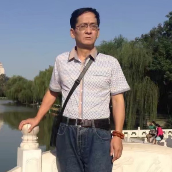 不解的小蘑菇的照片