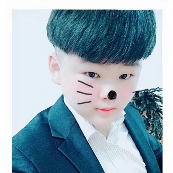 欢呼镜子的照片