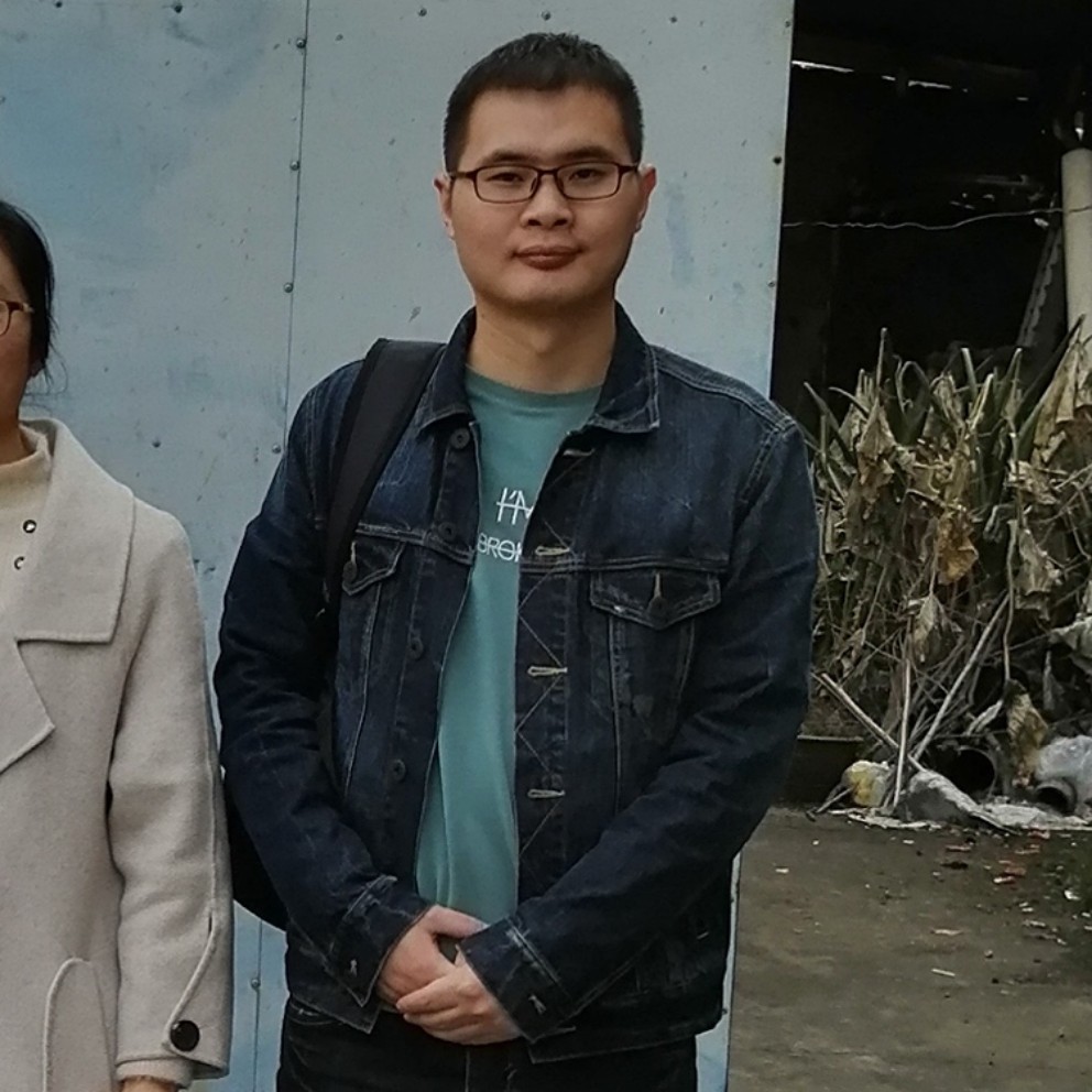 江南英俊老男人的照片