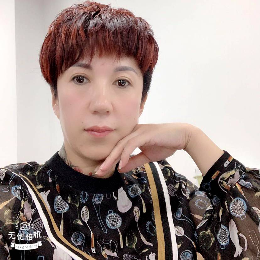 谷莉的照片