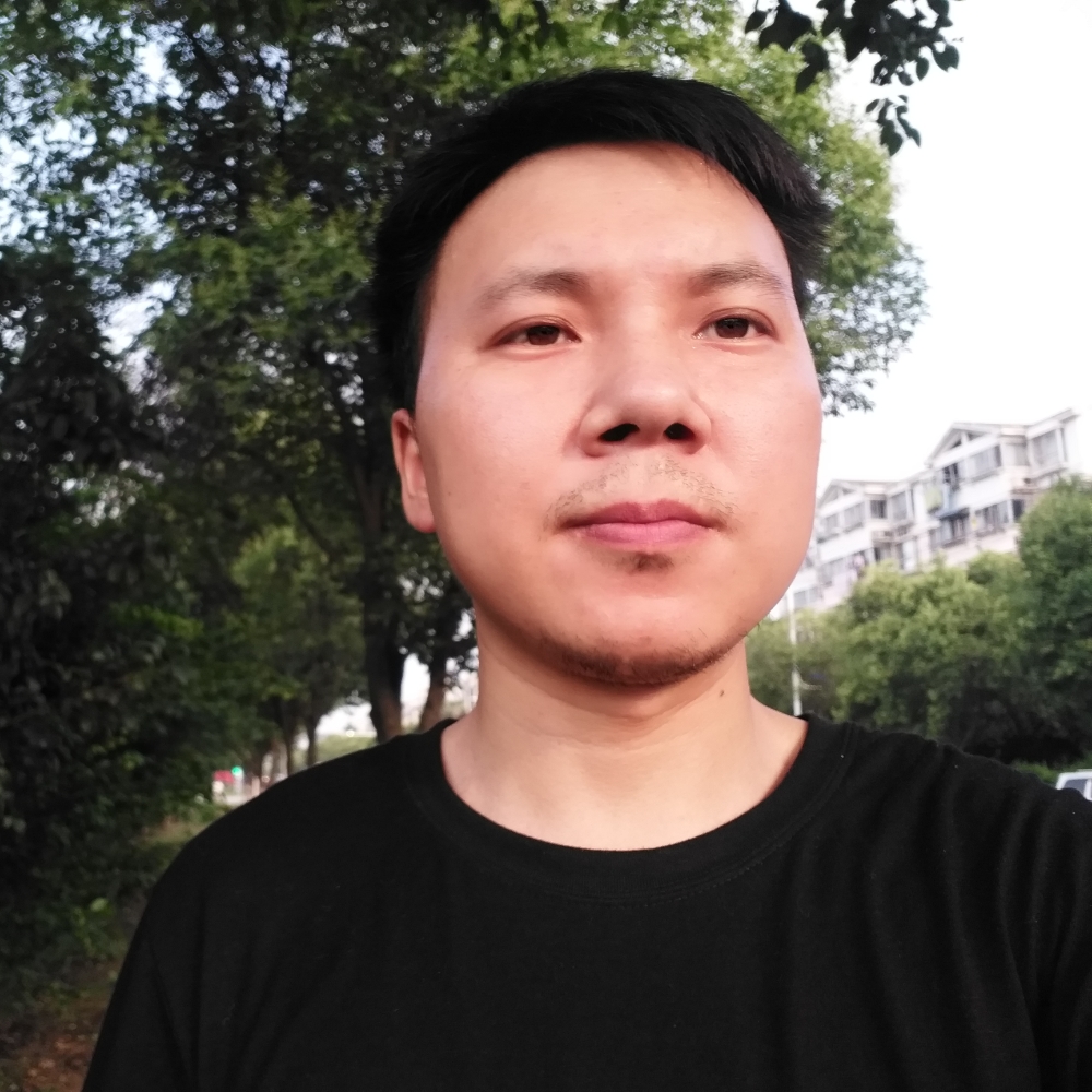 涟漪拿我们的的照片