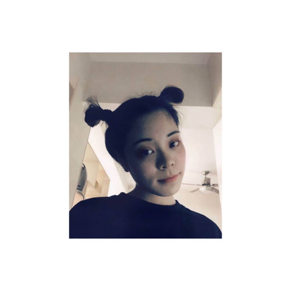 嗯哼侯的照片