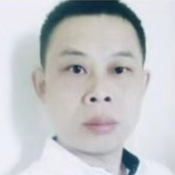 繁荣泪了绿草的照片