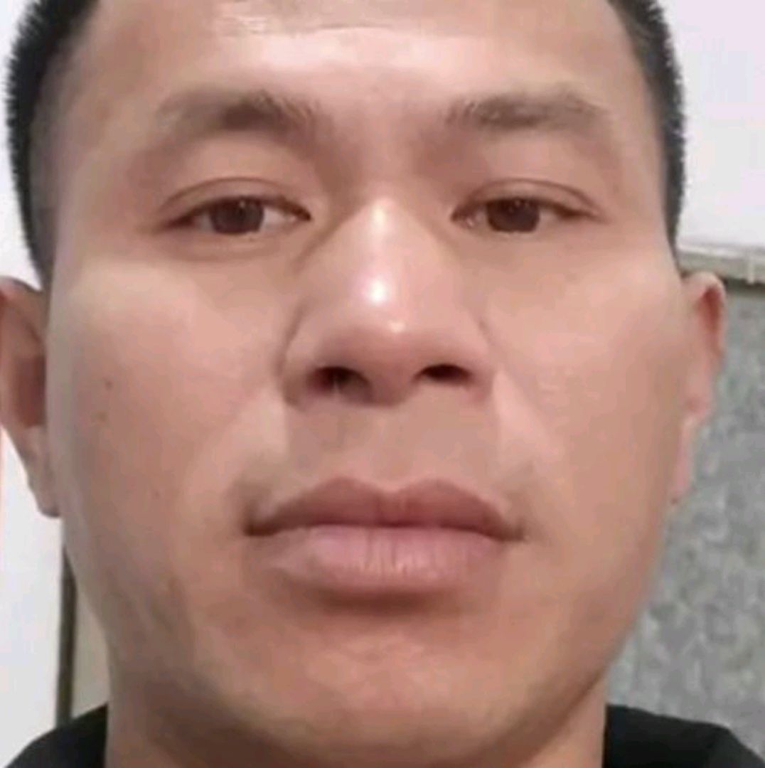 外向爱晨阳的照片