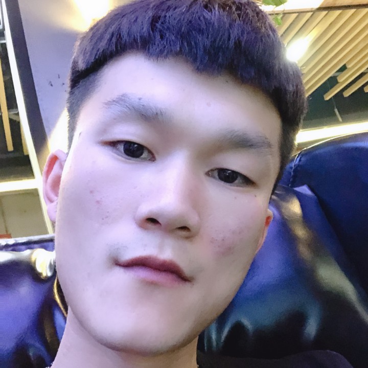 农村小爷的照片