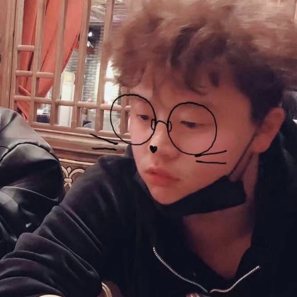 泼泼的照片
