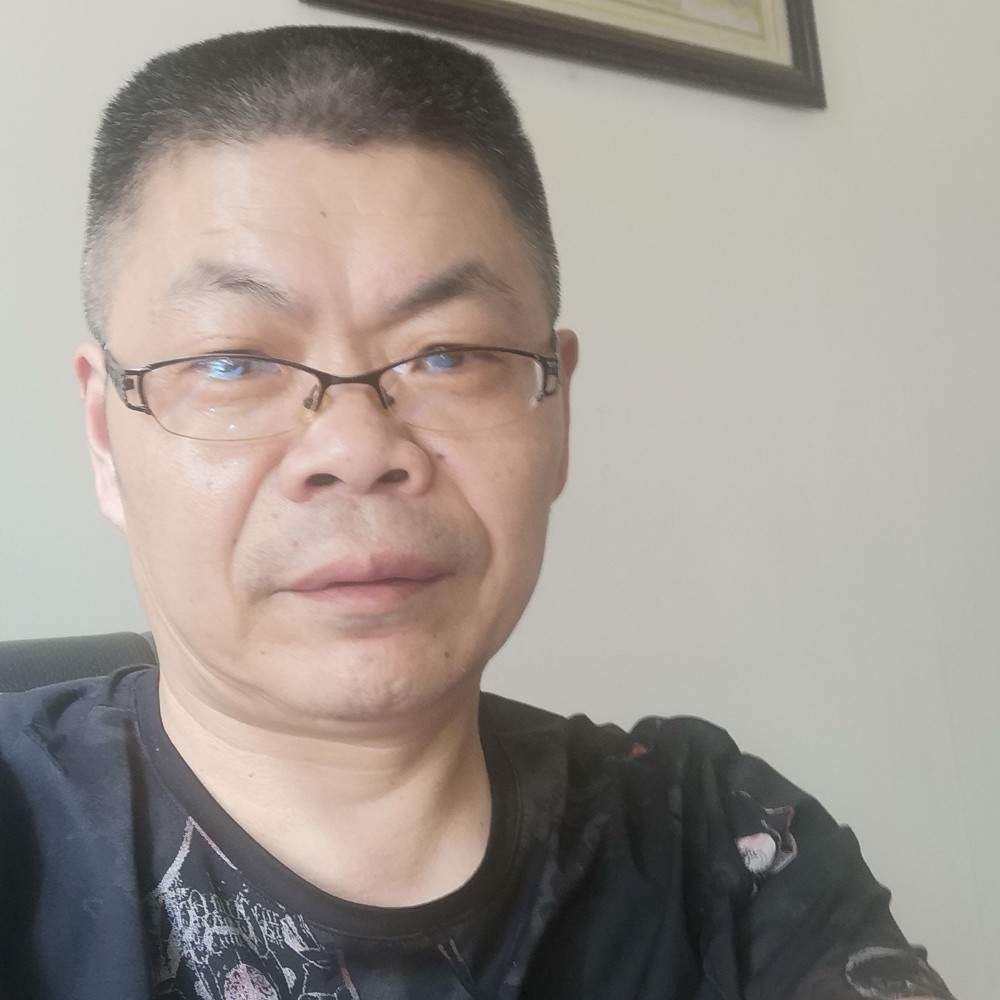 流岚笑孤單的照片