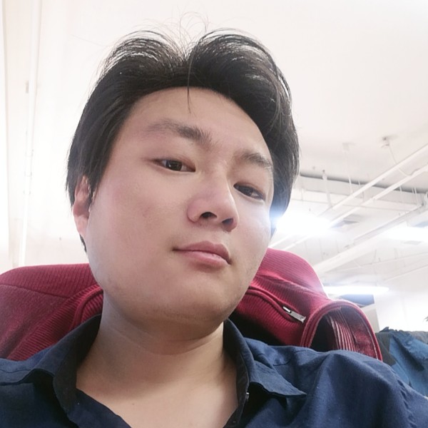 云飘叶落的照片