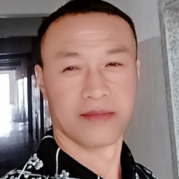 有缘成真的照片