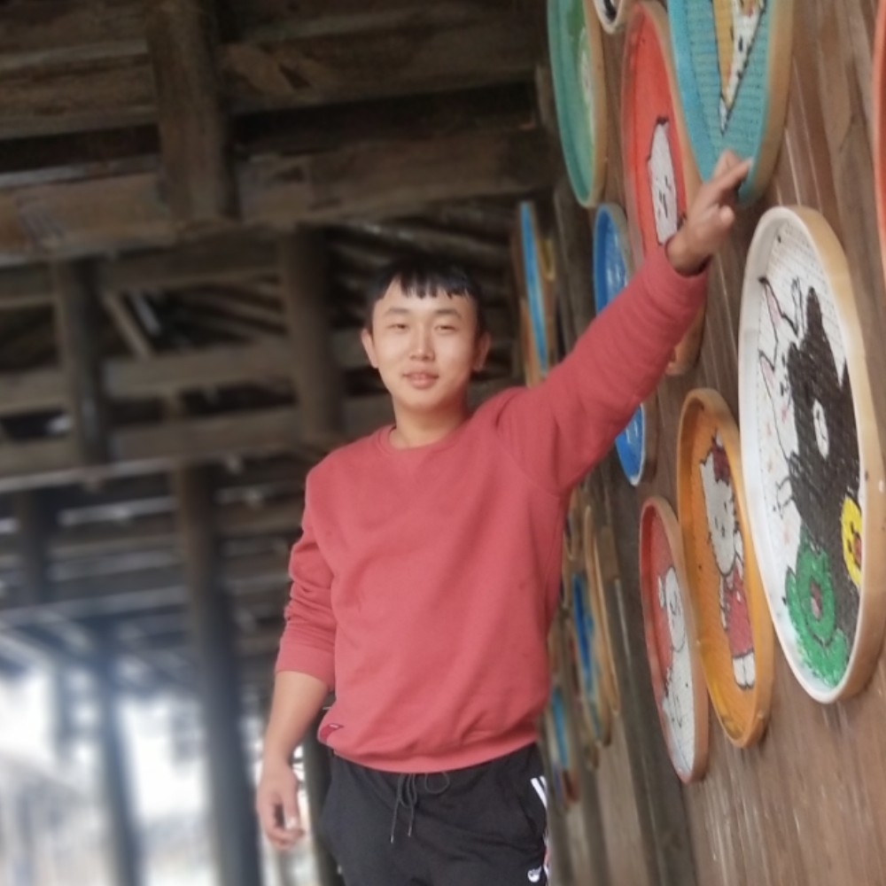 浮生愿化羽的照片