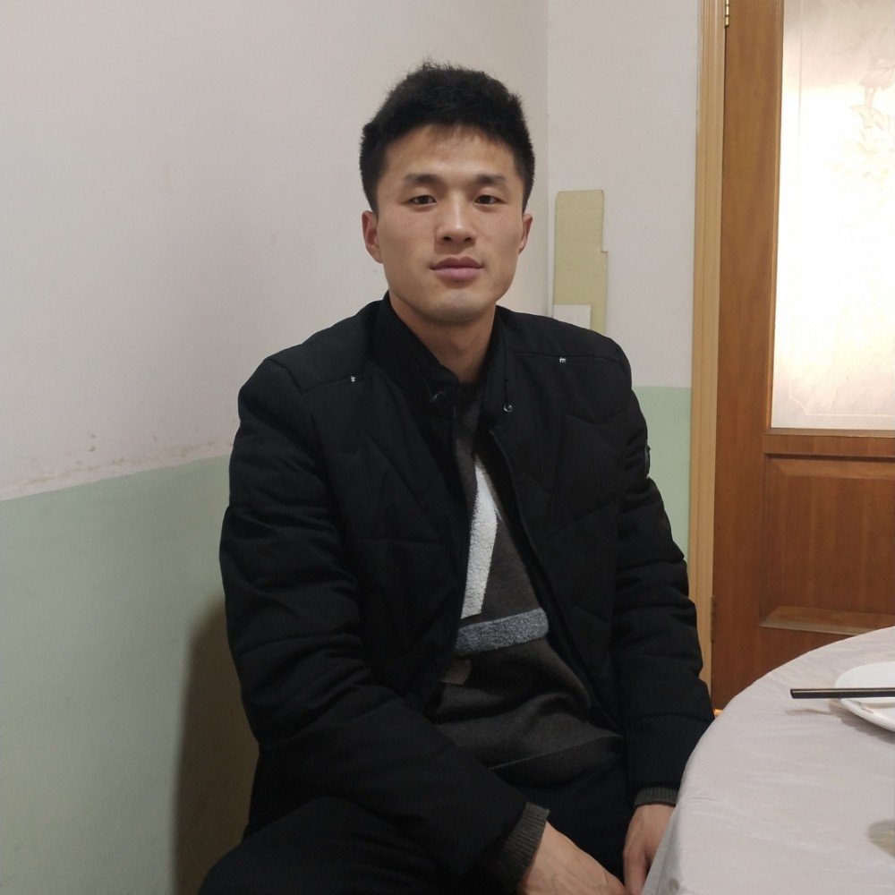郭培跃的照片