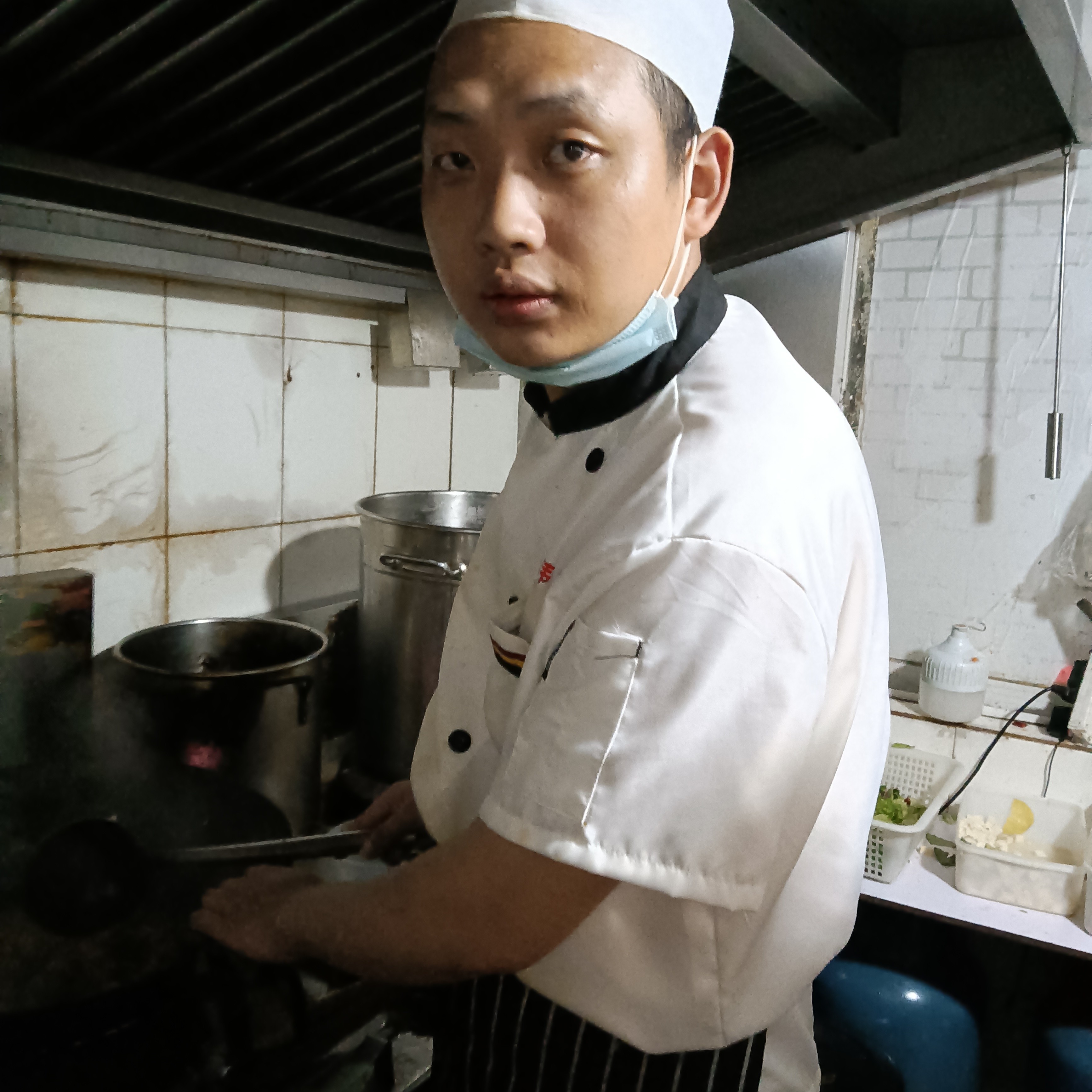 啤酒深拥激动的照片