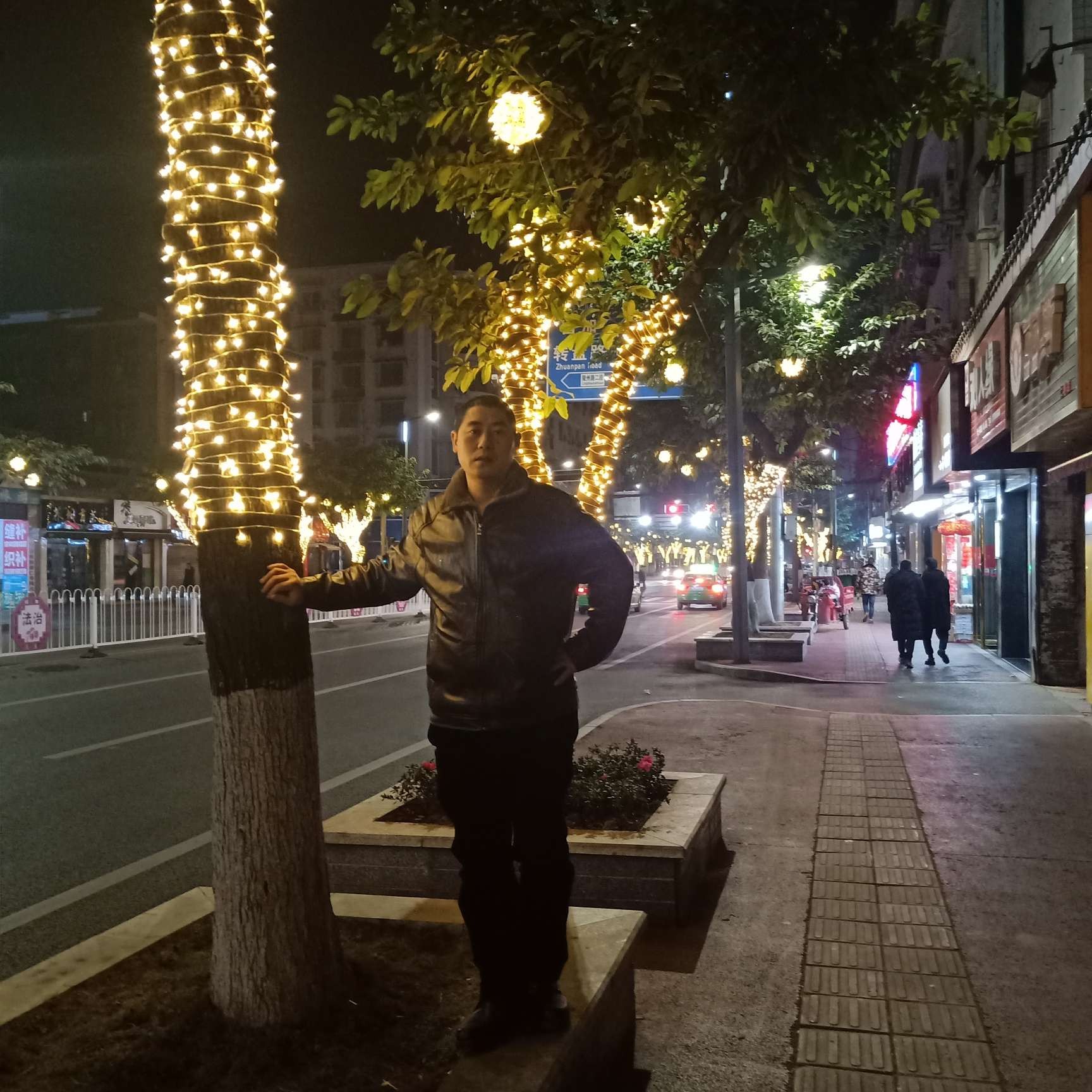 苗条闻小虾米的照片
