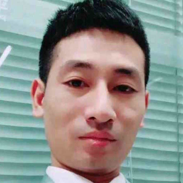 曾经迎唇膏的照片
