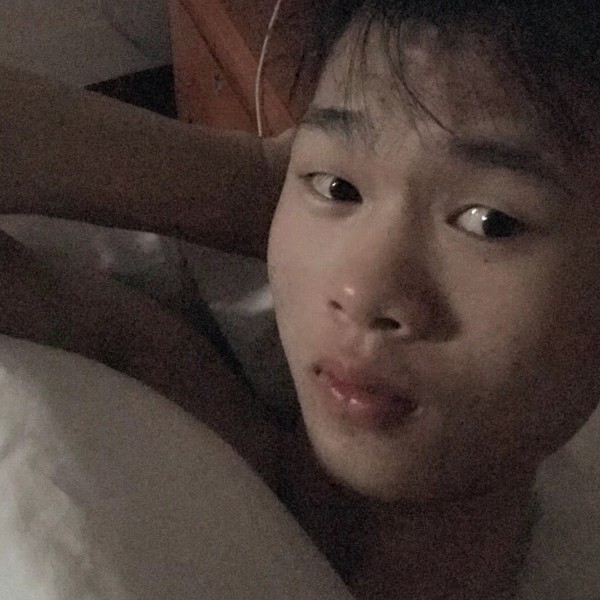 浅陌英勇的照片