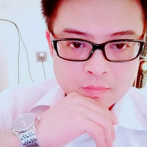 __Si的照片