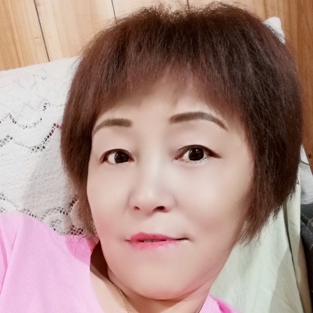 浅陌自信的照片